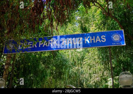 Delhi / Inde - 8 octobre 2019: Parc Deer à Hauz Khas à New Delhi, Inde Banque D'Images