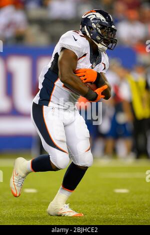 15 septembre 2013 : Denver Broncos de retour Knowshon Moreno (27) porte le ballon pendant une semaine 2 NFL match up entre Denver Broncos et le N Banque D'Images