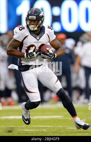 15 septembre 2013 : le grand récepteur de Denver Broncos Demaryius Thomas (88) porte le ballon pendant une semaine 2 de match entre les Denver Broncos et le Banque D'Images