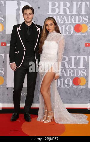 Jed Elliott et Jade Thirwall assistent aux Brit Awards 2019 à l'O2 Arena le 20 février 2019 à Londres, au Royaume-Uni. Banque D'Images