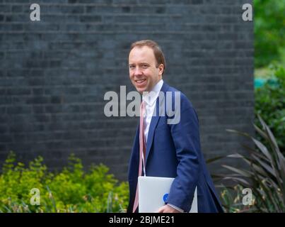 Londres, Royaume-Uni. 30 avril 2020. Matt Hancock, secrétaire à la Santé, arrive à Downing Street pour la réunion de Covid-19. Crédit: Mark Thomas/Alay Live News Banque D'Images