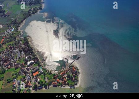 église St Georg à Wasserburg au lac de Constance, 23.04.2020, vue aérienne, Allemagne, Bavière, Swabia, Wasserburg Banque D'Images