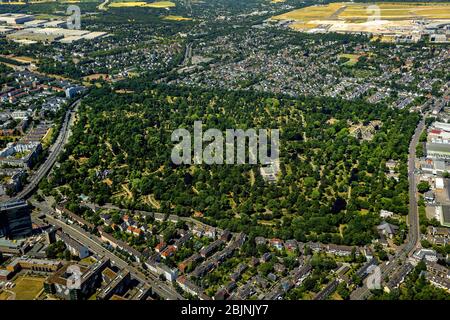 , cimetière nord de Düsseldorf, 19.06.2017, vue aérienne, Allemagne, Rhénanie-du-Nord-Westphalie, Bas-Rhin, Düsseldorf Banque D'Images