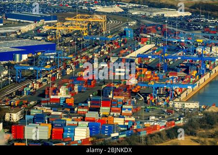 Terminal de conteneurs dans le port de Duisburg terminal intermodal (dit) à Duisburg, 26.01.2017, vue aérienne, Allemagne, Rhénanie-du-Nord-Westphalie, région de la Ruhr, Duisburg Banque D'Images