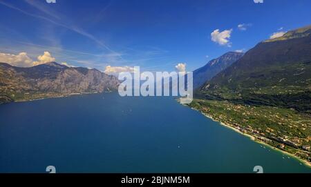 lac de Garde à Malcesine, 01.09.2016, vue aérienne, Italie, Lombardie, Vénétie, Malcesine Banque D'Images