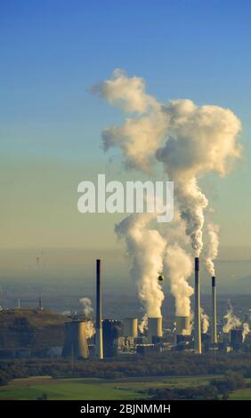 Ballon d'air chaud sur la centrale électrique d'uniper Kraftwerke GmbH dans le quartier Gelsenkirchen-Nord, 29.11.2016, vue aérienne, Allemagne, Rhénanie-du-Nord-Westphalie, région de Ruhr, Gelsenkirchen Banque D'Images