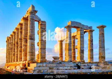 Ruines du temple de Poséidon au cap Sounion, péninsule Attique, Grèce Banque D'Images