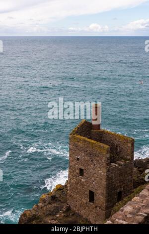 Crown's Engine House, Botallack Mine, St Just, Penwith Peninsula, Cornwall, Royaume-Uni Banque D'Images