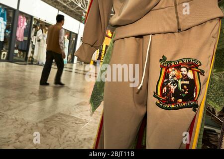 Souvenirs du Negus partout en Ethiopie. Boutique de souvenirs à l'aéroport d'Addis-Abeba. Banque D'Images