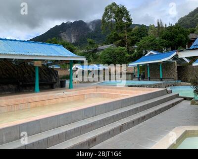 Pemandian Air Panas, Sidebuk Debuk, Berastagi, Sumatra Banque D'Images