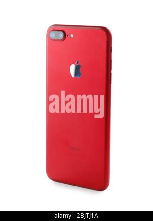 KIEV, UKRAINE - 24 NOVEMBRE 2017: Vue arrière de l'iPhone 7 rouge plus sur fond blanc Banque D'Images