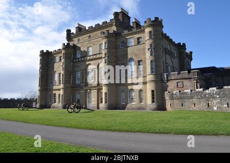 Château de Culzean sur le Firth de Clyde, près de Maybole, Carrick, sur la côte de l'Ayrshire en Ecosse Banque D'Images