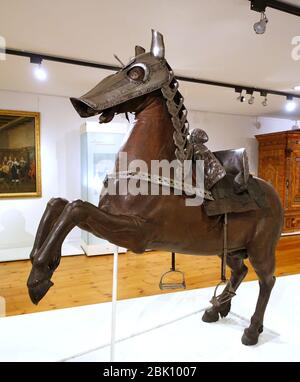 Armure de cheval avec selle, peut-être de Braunschweig, 1542 AD, fer, cuir, bois Banque D'Images