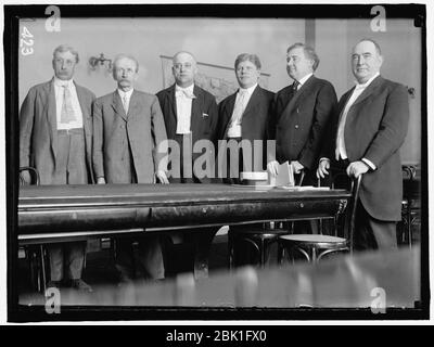 COMITÉS DE LA CHAMBRE DES REPRÉSENTANTS. COMITÉ SPÉCIAL SUR L'ENQUÊTE DU U.S. STEEL CORP., 12 JANVIER 1912. POPULAIREMENT APPELÉ « COMITÉ D'ENQUÊTE DE CONFIANCE DE L'HÔTEL » OU « STANLEY » Banque D'Images