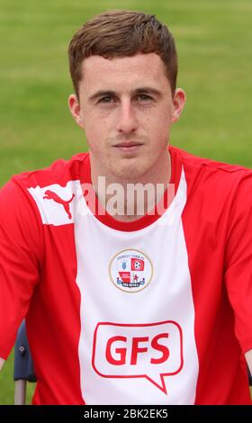 JAMES BOARDMAN / 07967642437 Crawley Town FC footballeur Scott Davis. 13 août 2012. Banque D'Images