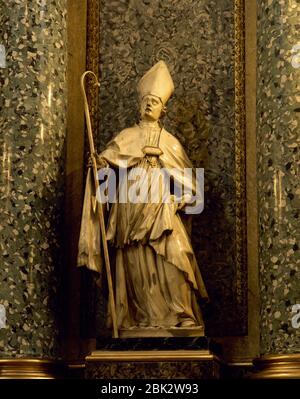 Saint Ildefonsus de Tolède (607-667). Archevêque de Tolède. Image de T. Ildefonsus. Autel principal de l'Église de Sainte-Marie-la-Maire, XVIe siècle. Coca, province de Segovia, Castille et Leon, Espagne. Banque D'Images