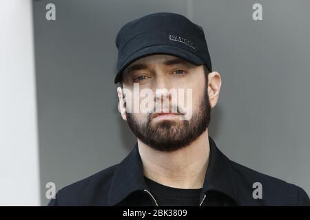 01 MAI 2020: DOSSIER: EMINEM est venu face à face avec un intrus qui a contourné la sécurité à sa maison de Detroit. Le suspect a été identifié comme Matthew David Hughes, 27 ans. PHOTO: 30 janvier 2020, Los Angeles, CA, USA: Eminem, Marshall Bruce Mathers III à la cérémonie 50 cent Star sur le Hollywood Walk of Fame le 30 janvier 2019 à Los Angeles, CA (Credit image: © Kay Blake/ZUMA Wire) Banque D'Images