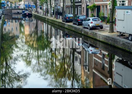 Réflexions sur les canaux - automne, Amsterdam, Hollande-Méridionale, Pays-Bas Banque D'Images