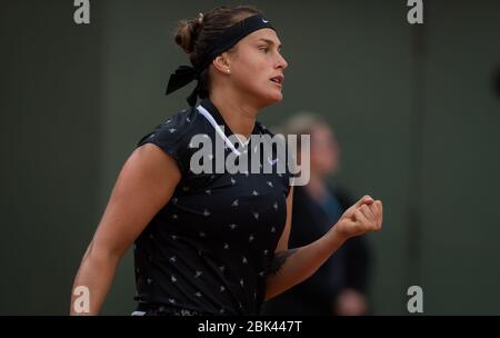 Aryna Sabalenka, de Biélorussie, en action lors du deuxième tour du tournoi de tennis Roland Garros Grand Chelem en 2019 Banque D'Images