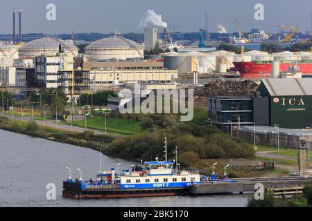 Zaandam Ferry, Mer du Nord, Canal, Amsterdam, Pays-Bas, Europe Banque D'Images