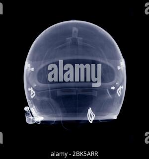 Casque de moto à l'avant, rayons X. Banque D'Images