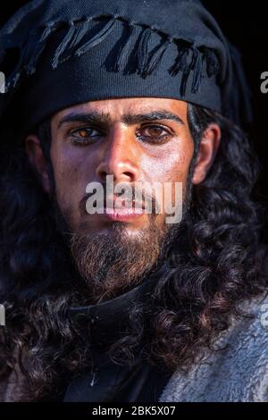 Portrait du Bédouin jordanien à Petra au coucher du soleil Banque D'Images