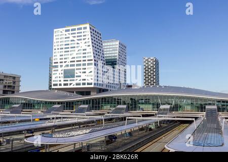 Paysage urbain de la gare d'Utrecht et des environs Banque D'Images