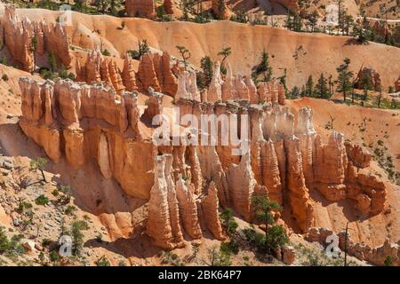 Des dizaines de Hoooodoos de Sunset point, Bryce Canyon National Park, Utah, États-Unis. Banque D'Images