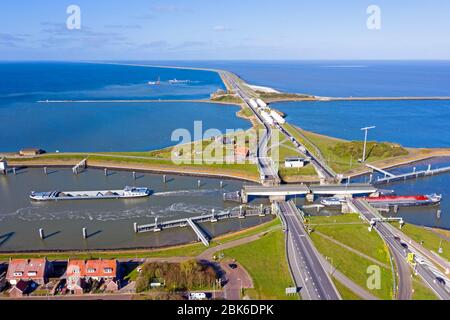 Antenne des biches à Kornwerderzand aux Pays-Bas Banque D'Images