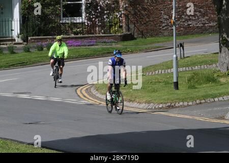 Easingwold, Yorkshire du Nord, Royaume-Uni. 2 mai 2020. Coronavirus - Merci NHS et des photos de Market place à Easingwold et Crayke, North Yorkshire, 2 mai 2020, crédit Matt Pennington crédit: Matt Pennington/Alay Live News Banque D'Images