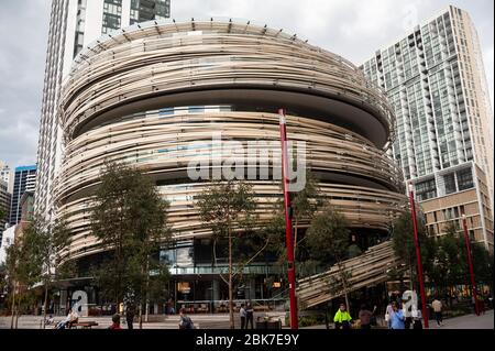 23.09.2019, Sydney, Nouvelle-Galles du Sud, Australie - le bâtiment Exchange de Darling Square connu sous le nom de Hive, est un nouveau bâtiment municipal de Kengo Kuma. Banque D'Images