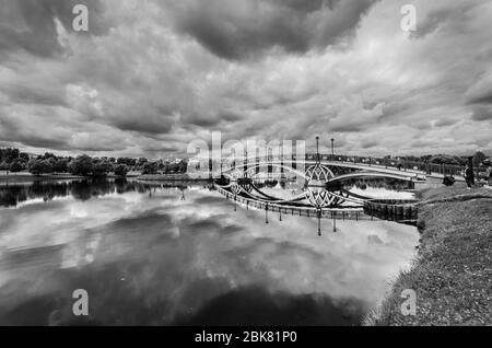 Parc de Tsaritsyno par une journée sombre Banque D'Images