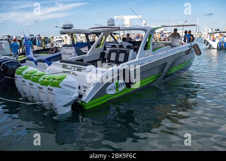 Key West, États-Unis-7 novembre 2019:course annuelle de super-bateau Key West. Banque D'Images