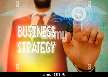 Texte d'écriture Stratégie commerciale. Plan conceptuel de jeu de gestion de photo pour atteindre l'objectif ou l'objectif souhaité Banque D'Images