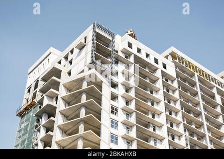 Construction d'un gratte-ciel depuis le bas Banque D'Images