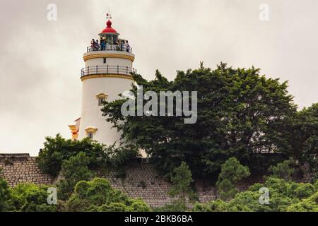 Forteresse de Guia, fort militaire colonial portugais du XVIIe siècle, chapelle et complexe de phares à Sao Lazaro en S.A.R. Macao, Chine Banque D'Images