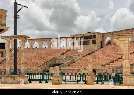 Macao (RAS de Macao) / Chine - 26 juillet 2015 : réplique de l'amphithéâtre romain Colosseum, lieu de divertissement pour les concerts et autres représentations à Maca Banque D'Images