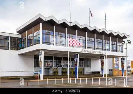 Eglinton Stand, entrée publique, à Ayr Racecourse, Ayr, Ayrshire, Écosse, Royaume-Uni Banque D'Images