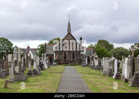 Cimetière de Rake Lane, Wallasey. Église de Saint Elisabeth la Nouvelle Martyr. Banque D'Images