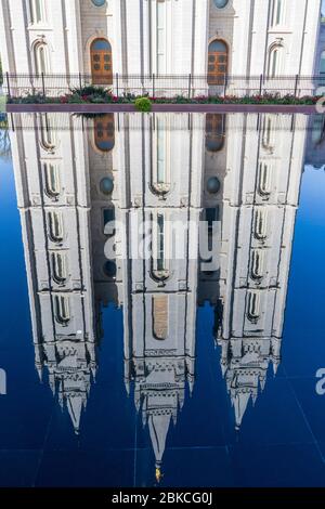 Temple LDS de Salt Lake City sur Temple Square. Ce temple a pris 40 ans pour construire dans les années 1800 par l'Église de Jésus-Christ des Saints des derniers jours. Banque D'Images