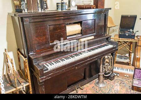 Instruments de musique au musée Manilla Australie. Banque D'Images