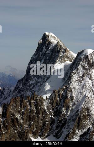 Mont Grand Jorasses dans les Alpes françaises, France. Cette photo a été prise du Mont aiguille du midi. Banque D'Images