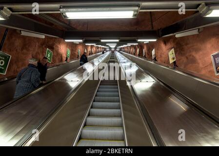 Radhuset Station, station peinte de la Tunnelbana. Art of the Subway à Stockholm, en Suède, la plus longue exposition d'art au monde. Banque D'Images