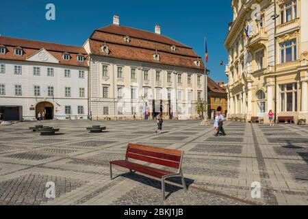 Roumanie, Sibiu Judet, Transylvanie, Carpates, Sibiu, la vieille ville, la place principale Banque D'Images