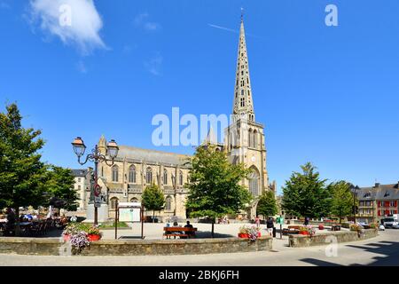 France, Cotes d'Armor, Treguier, Place du Martray, La Cathédrale St Tugdual Banque D'Images