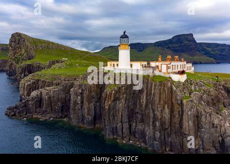 Royaume-Uni, Écosse, Highlands, Hebrides, Ile de Skye, Neist point Lighthouse (vue arial) Banque D'Images