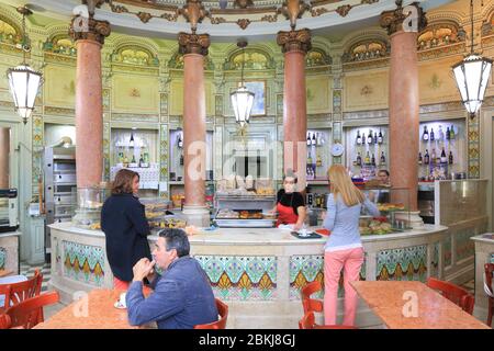 Portugal, Lisbonne, Bairro Alto, Pastelaria São Roque (Panificação Reunida de S. Roque), pâtisserie fondée en 1961 Banque D'Images