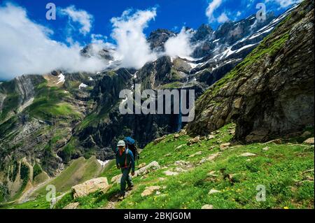 France, Hautes-Pyrénées, Gavarnie-Gèdre, Parc National des Pyrénées, Gavarnie cirque, classée au patrimoine mondial de l'UNESCO Banque D'Images