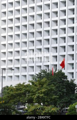 Architecture moderne fenêtres détail architectural façade bureaux gouvernementaux modèle Commander The Murray Hotel 22 Cotton Tree Drive, Central, Hong Kong Banque D'Images