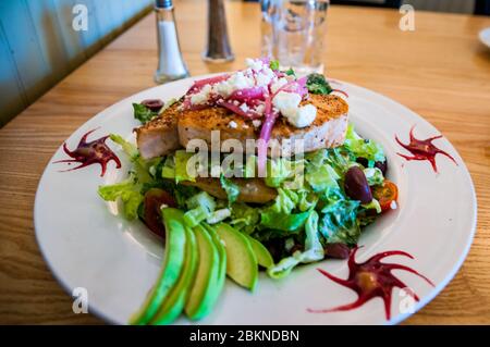 Tostada au saumon Poisson Volant à Half Moon Bay, Californie, USA. Banque D'Images